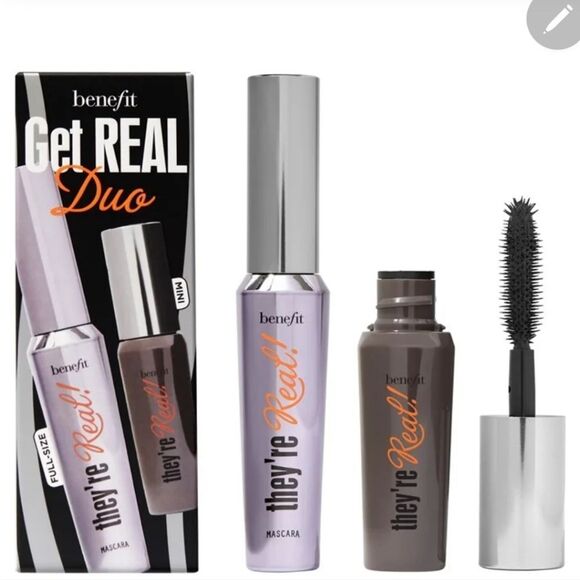 Benefit Get Real Duo - Picture 7 of 10